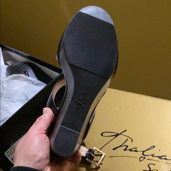 Black Wedges - Picture 2 of 7